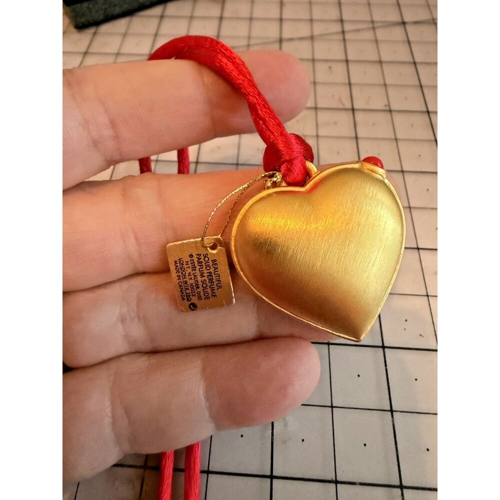 Estee Lauder Beautiful 2011 Love Pendant Solid Perfume Compact